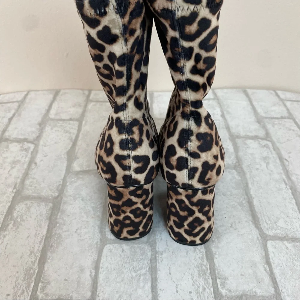 Steve Madden Valyant Valy Pointed Toe Velvet Leopard Heeled Bootie - Picture 4 of 7